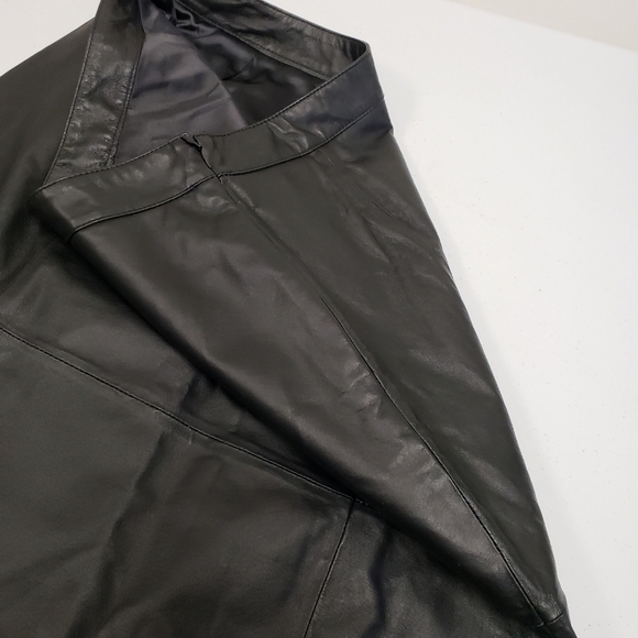 Liz Claiborne Black Leather Skirt Size 8 - Picture 6 of 6